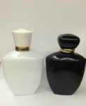 100ml black glass bottle with black acrylic cap